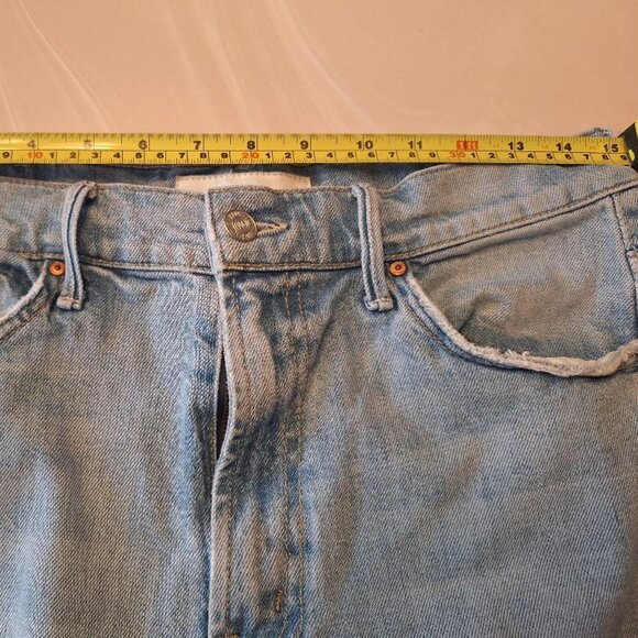 MOTHER Superior The Insider Crop Step Fray in I Confess Raw Hem Jeans - 30 x 25 - Picture 5 of 5